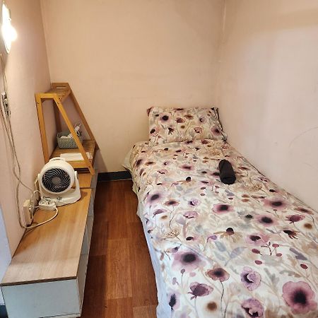 Hostel Seoul Bagian luar foto