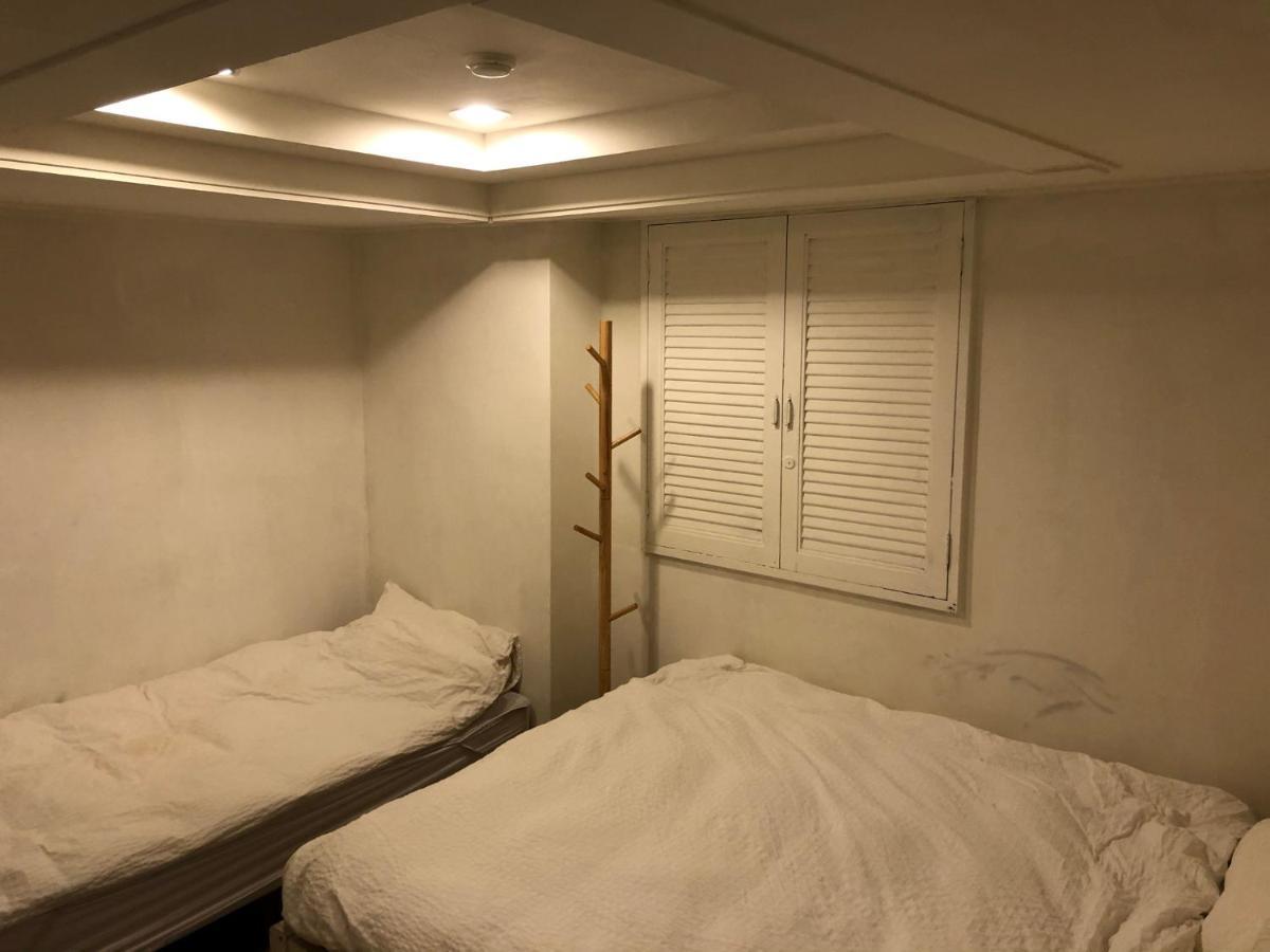 Hostel Seoul Bagian luar foto